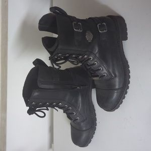 Women's riding boots